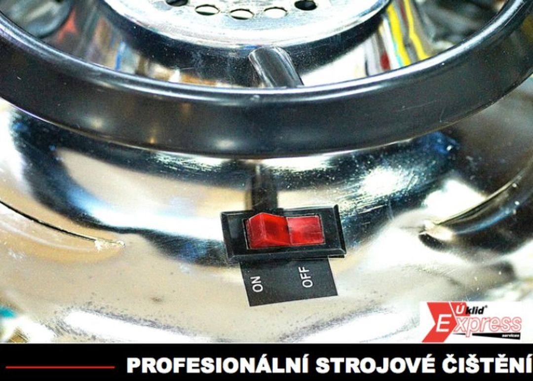 Strojové čištění povrchů
